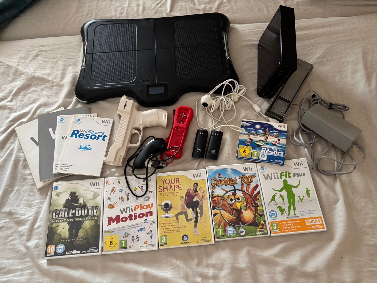 Wii spellen, accessoires, balanceboard, pistool etc, Ophalen of Verzenden, Gebruikt