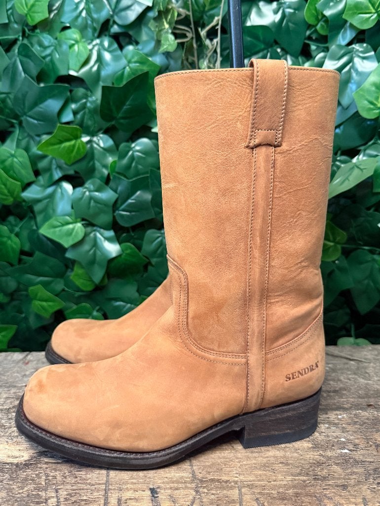 gewoon Nieuwe prachtige laarzen van sendra maat 39, Bruin, Nieuw, Ophalen of Verzenden, Sendra