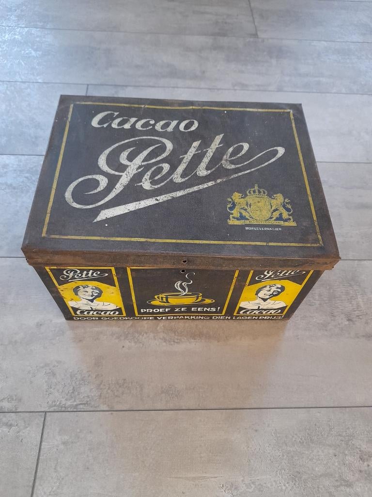 Metalen leverancier kist Pette cacao ca 35 x 37 x 21 cm, Ophalen of Verzenden, Gebruikt, Overige