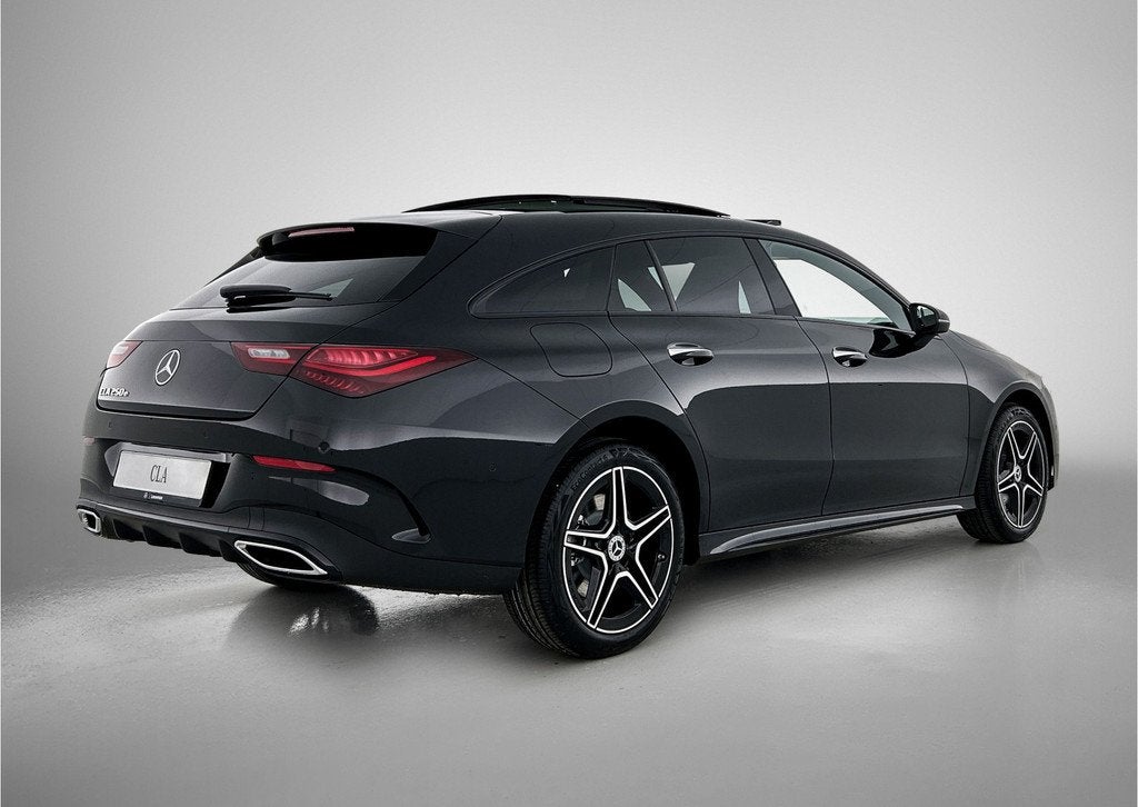 Mercedes-Benz CLA-Klasse Shooting Brake 250 e Business Solut, Auto's, Mercedes-Benz, Zwart, 4 cilinders, 15 kWh, Zwart