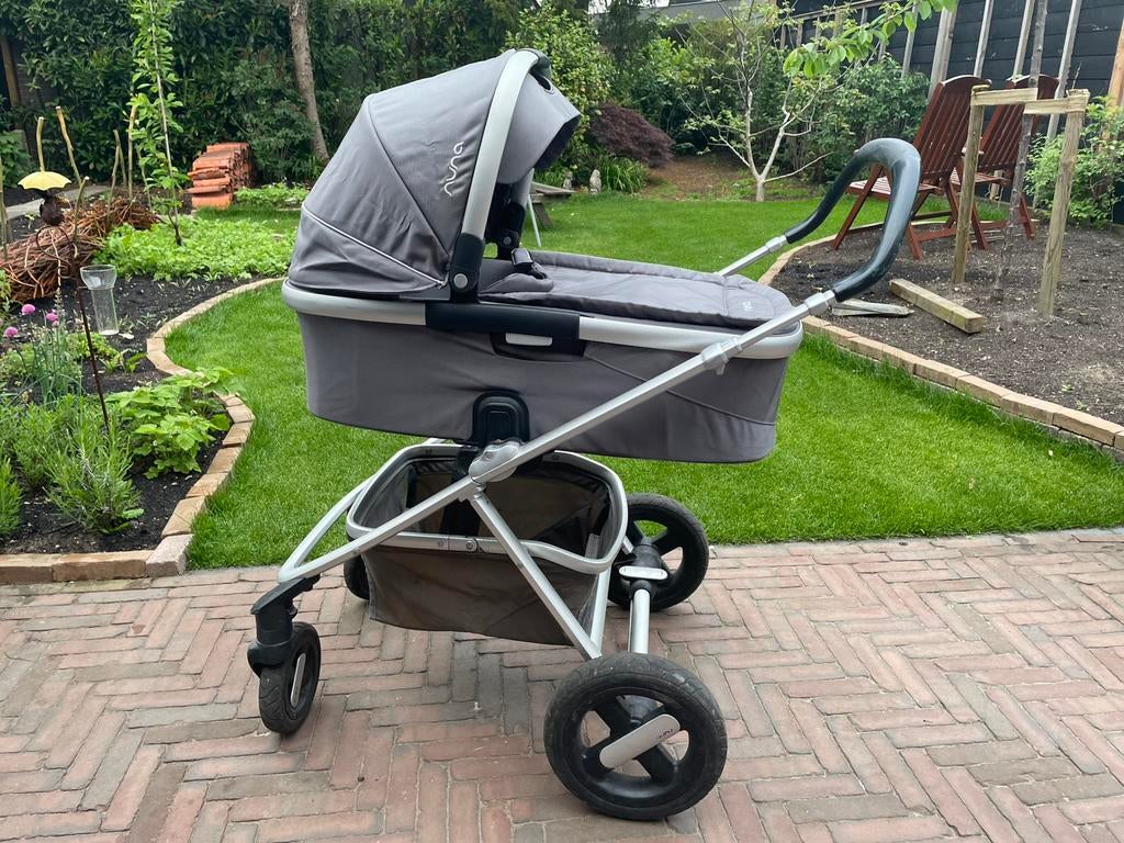 Nuna Ivvi kinderwagen met reiswieg en zitje., Gebruikt, Verstelbare duwstang, Ophalen, Kinderwagen