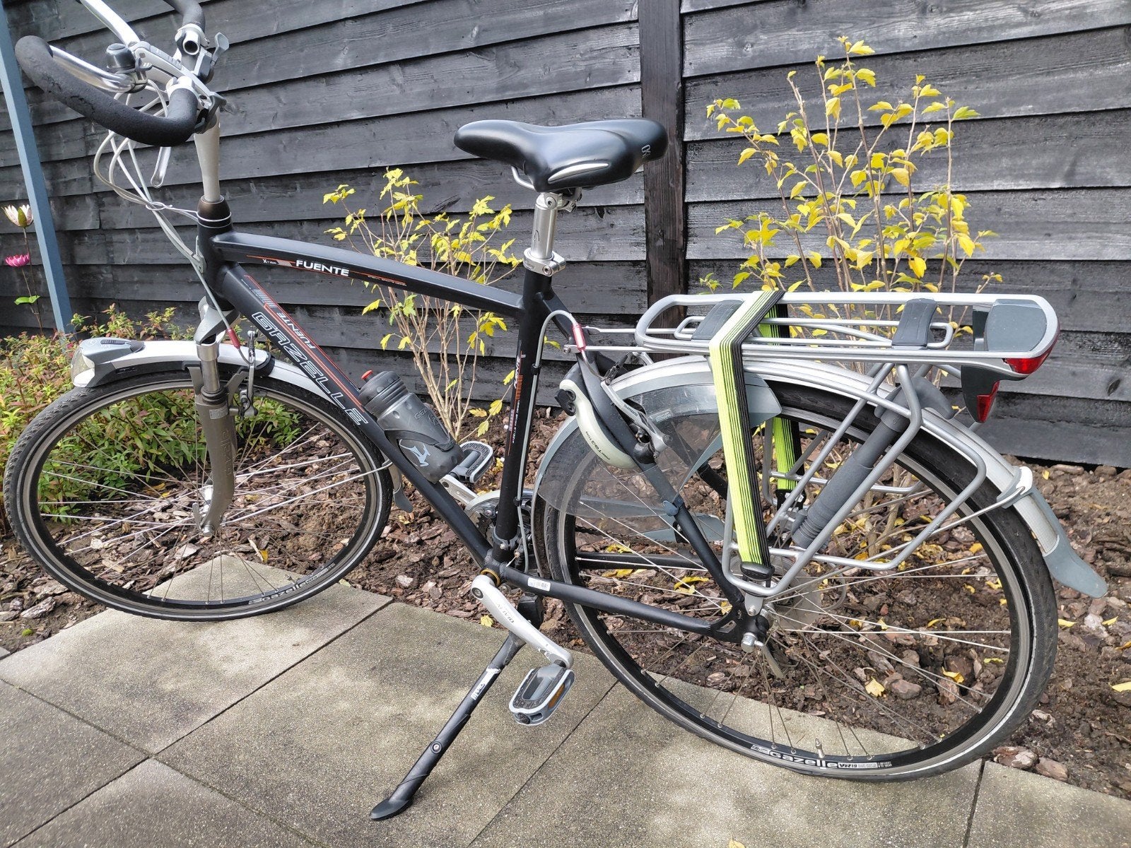 Gazelle Fuente herenfiets kleur zwart met 24 versnellingen, Ophalen, Gebruikt, Velgrem, Versnellingen