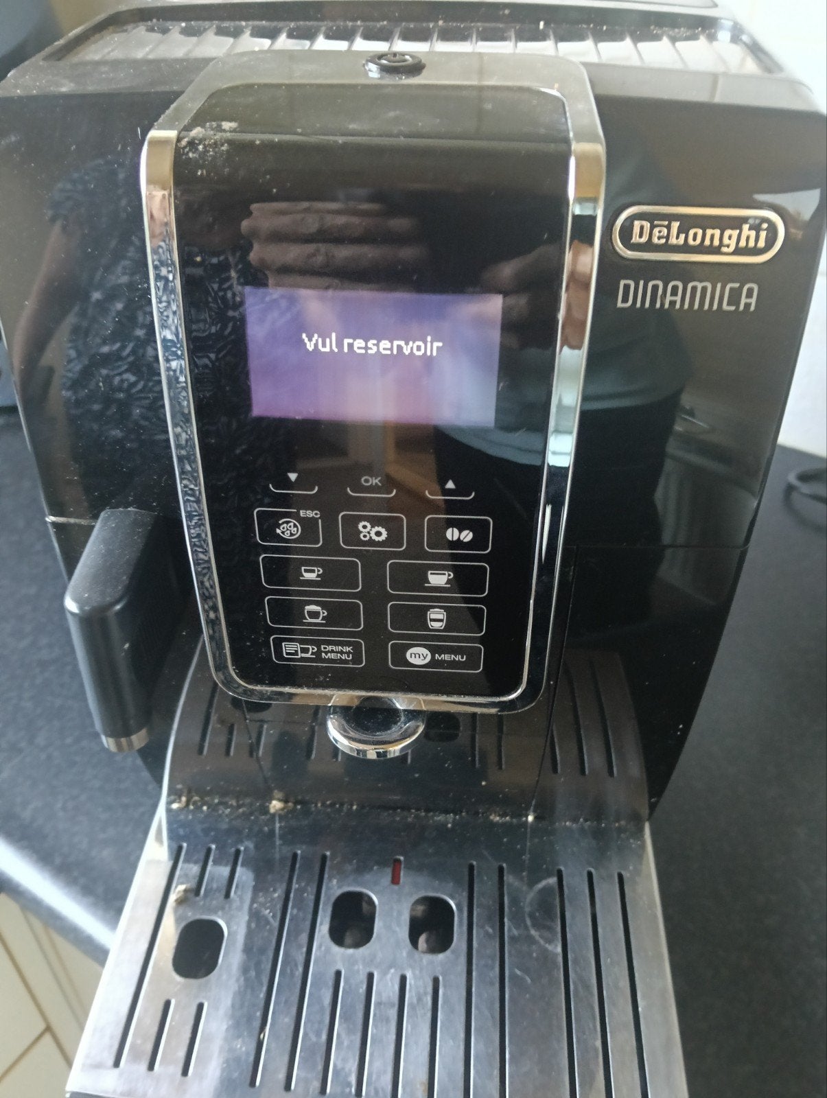 DeLonghi Dinamica koffiemachine - werkt goed, Ophalen of Verzenden, Gebruikt, Koffiemachine, Koffiebonen