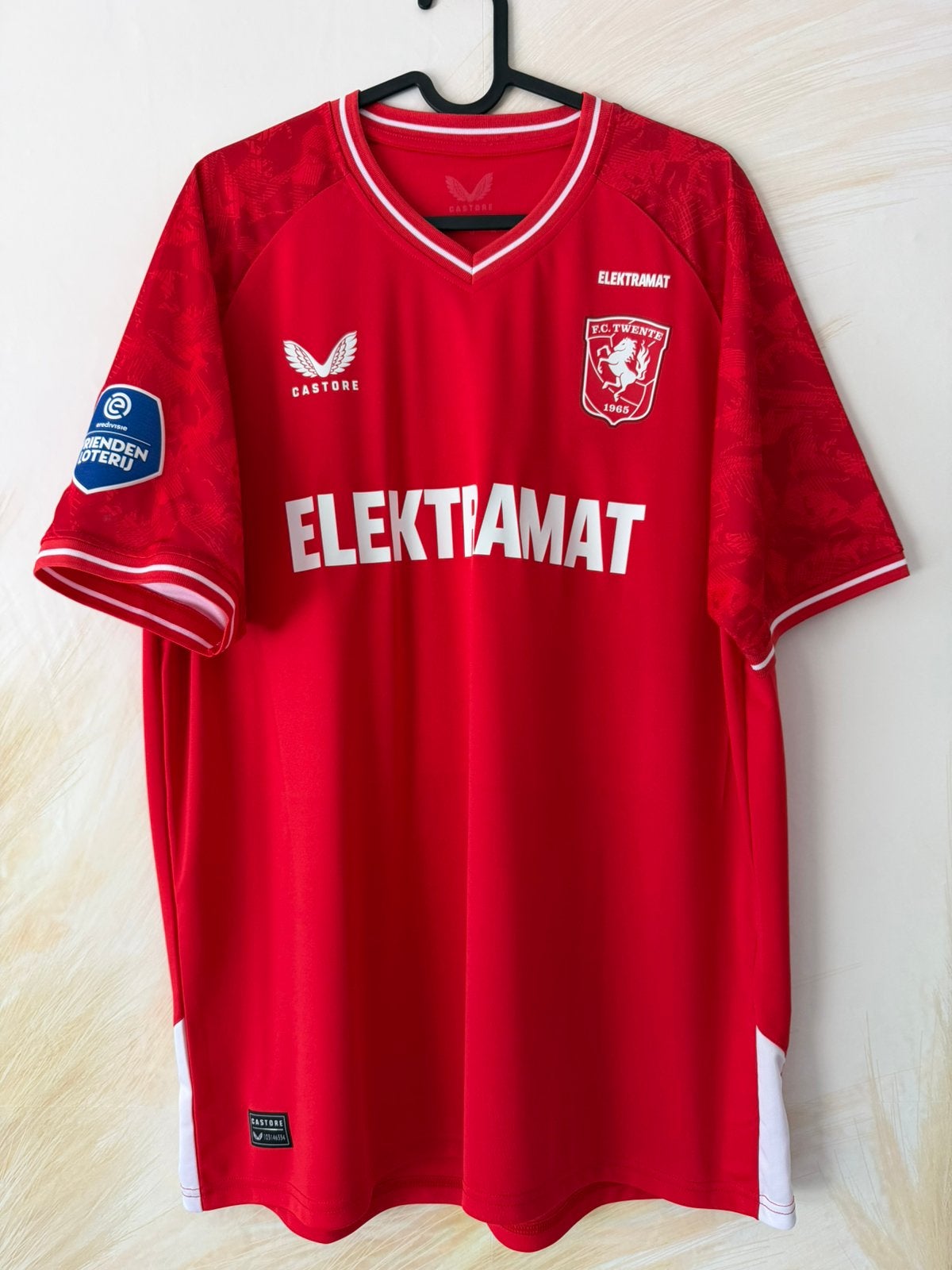 Fc twente ugalde shirt (maat xl) nieuw met kaartjes, Maat XL, Ophalen of Verzenden, Nieuw, Shirt