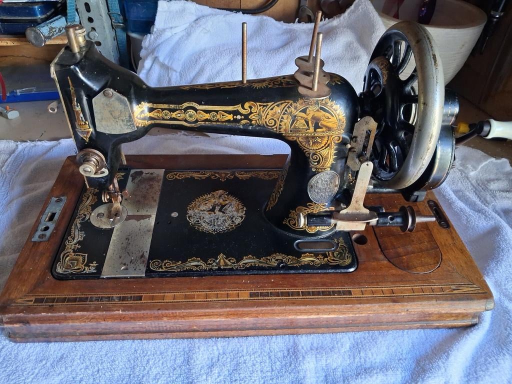 Antieke naaimachine, Ophalen of Verzenden
