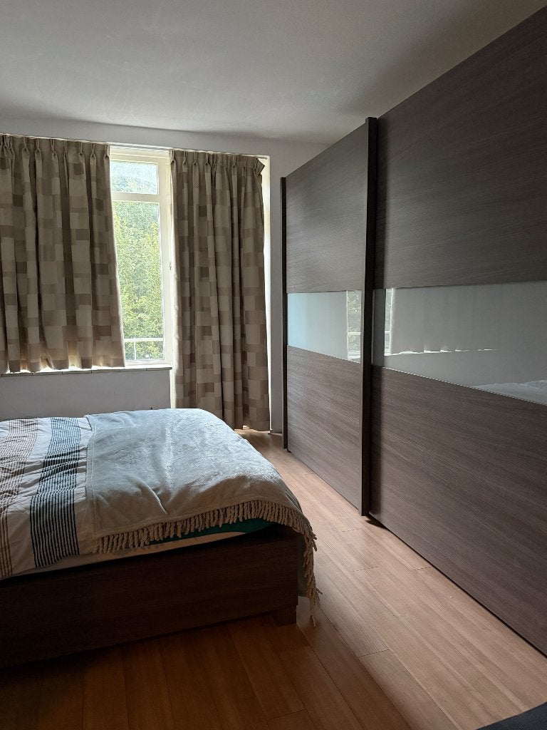 Complete inboedel wegens verhuizing, Ophalen