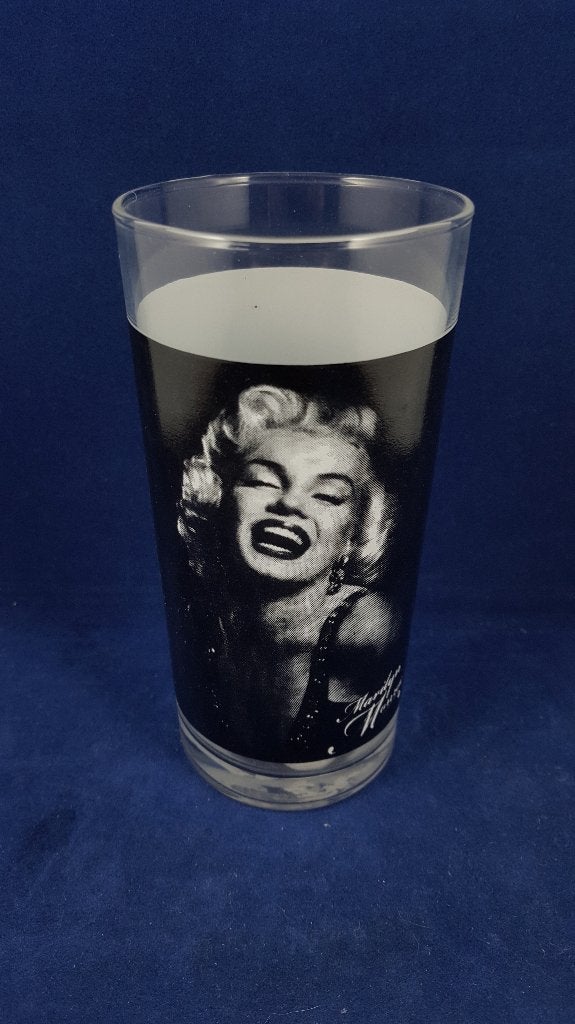 Longdrinkglas Marilyn Monroe, 14 cm hoog. 5B4, Verzamelen, Tweedehands verkoop, Tweedehands verkoop, Gebruikt, Ophalen of Verzenden