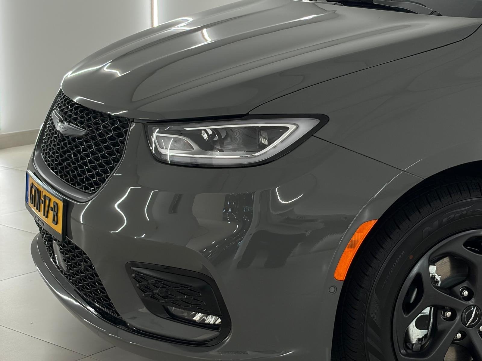Chrysler Pacifica 3.6 Limited S Plug-in Hybrid NL-AUTO, Auto's, 450 kg, Gebruikt, Bedrijf, Verwarmde buitenspiegels