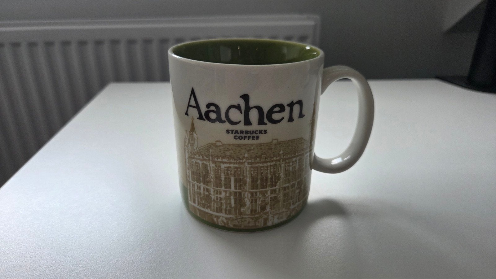 Starbucks City Mug Aken - Collectors Item, Verzamelen, Ophalen of Verzenden, Zo goed als nieuw