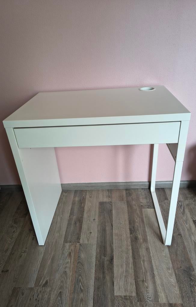 Ikea Micke bureau met lade, wit, kind, tiener, Huis en Inrichting, Bureaus, Ophalen, Gebruikt, Kabelgoot, 50 cm