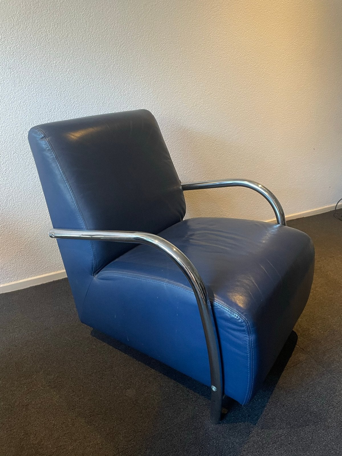 Dupe Leolux Scylla fauteuil - blauw leer, chroom frame, Ophalen, Gebruikt, Leer, 75 tot 100 cm
