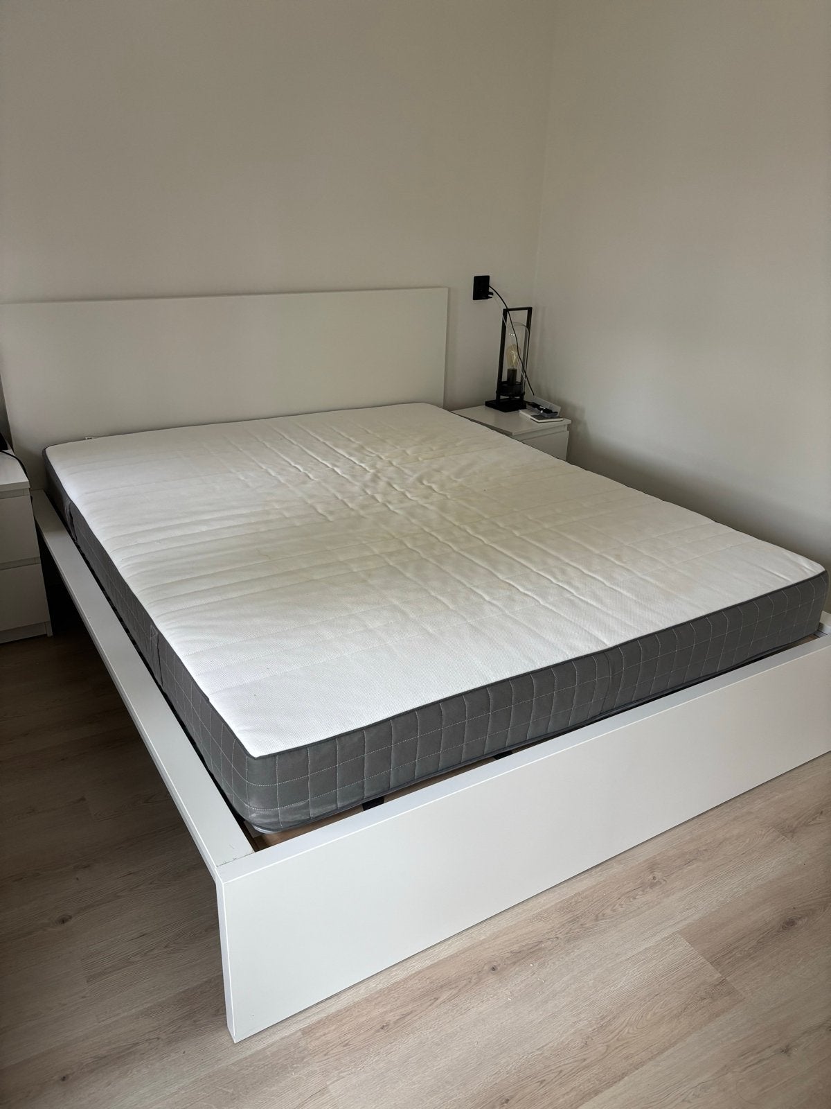 Tweepersoonsbed Ikea Malm met gebruikt matras - wit, 180x200