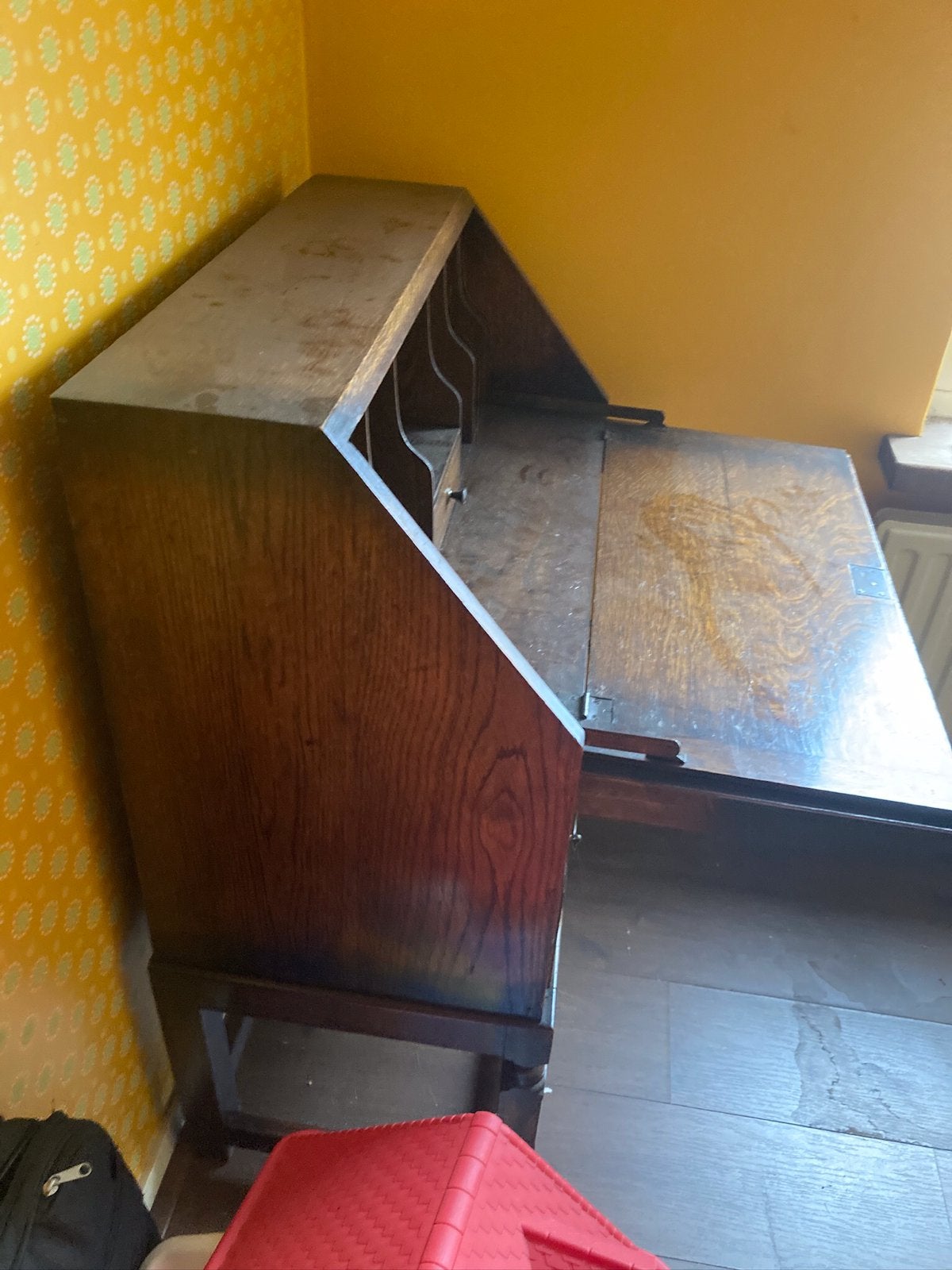 Karakteristieke eikenhouten secretaire / bureaukast, Ophalen, Gebruikt