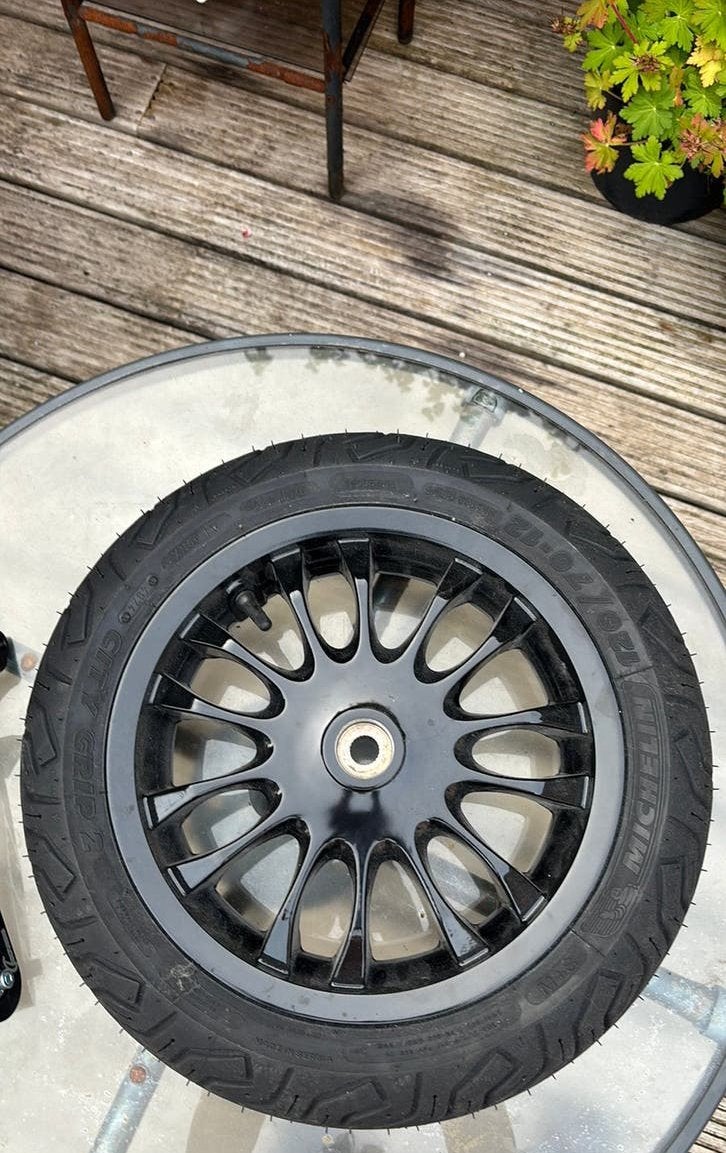 Vespa Sprint 12 inch velg ~ GLOEDNIEUW, Ophalen of Verzenden, Nieuw, Benzine, Overige modellen