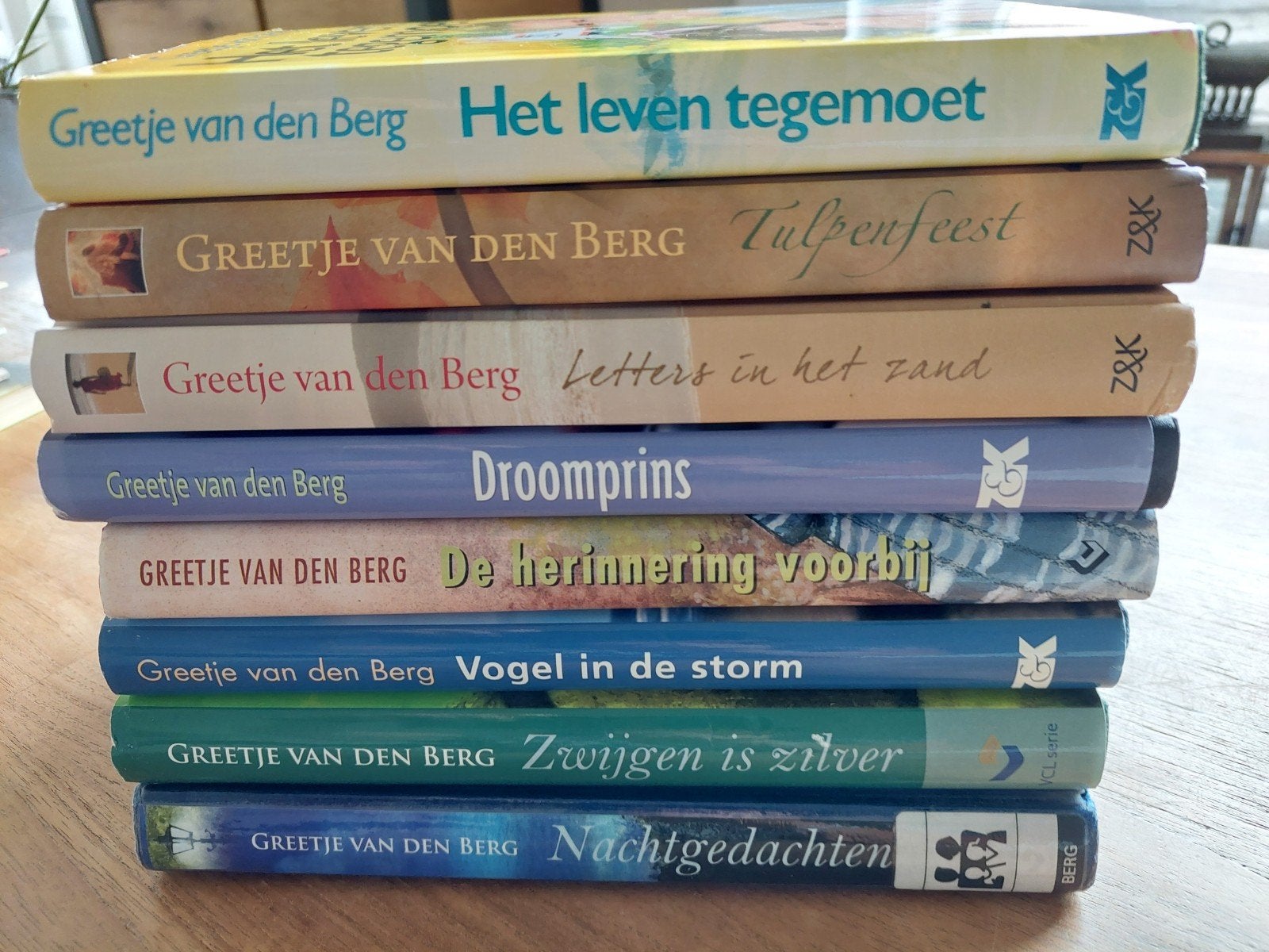 8 romans van Greetje vd Berg, Ophalen of Verzenden, Zo goed als nieuw