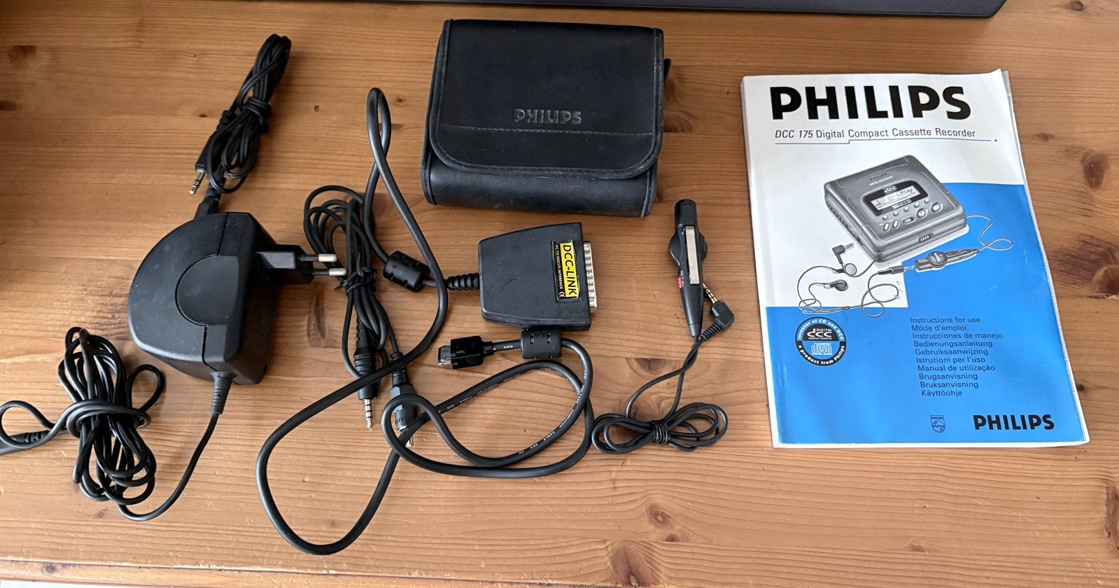 Philips portable DCC175 met datakabel in originele doos!