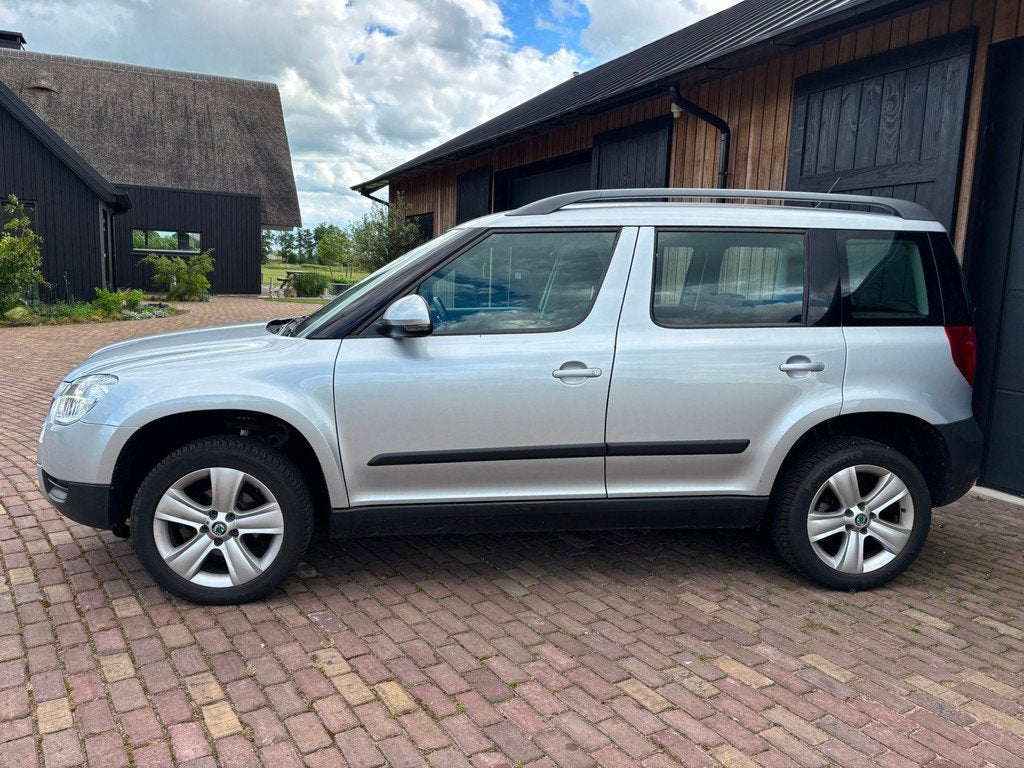Skoda Yeti 1.2 TSI Elegance , TREKHAAK ,AC ,CRUISE CONTROLE., Auto's, Skoda, Voorwielaandrijving, Euro 5, Stof, Gebruikt