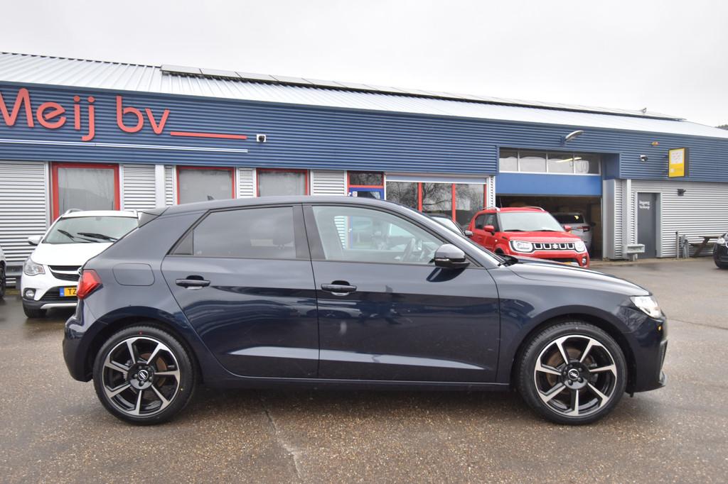 Audi A1 Sportback 30 TFSI Pro Line , AIRCO , LMV17 , PDC A ,, Navigatiesysteem, Stof, Blauw, 49 €/maand
