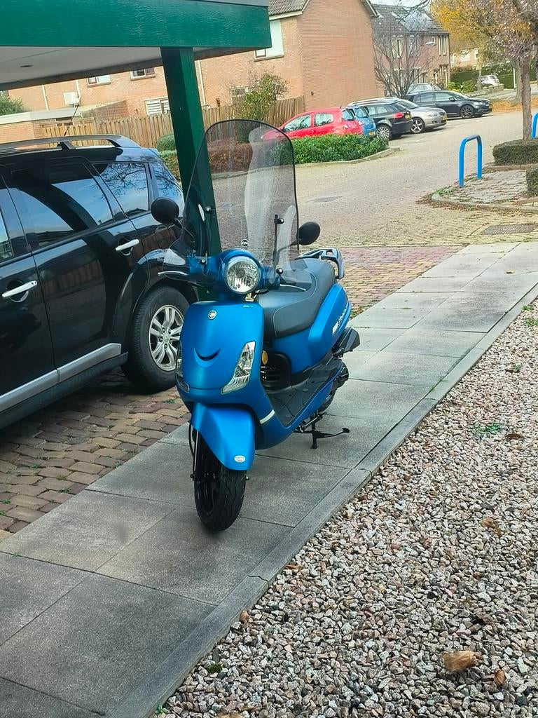 Sym fiddle 2 geel kenteken 303km 6 maanden oud, Fietsen en Brommers, Snorfietsen en Snorscooters, Ophalen, SYM, Nieuw, Benzine