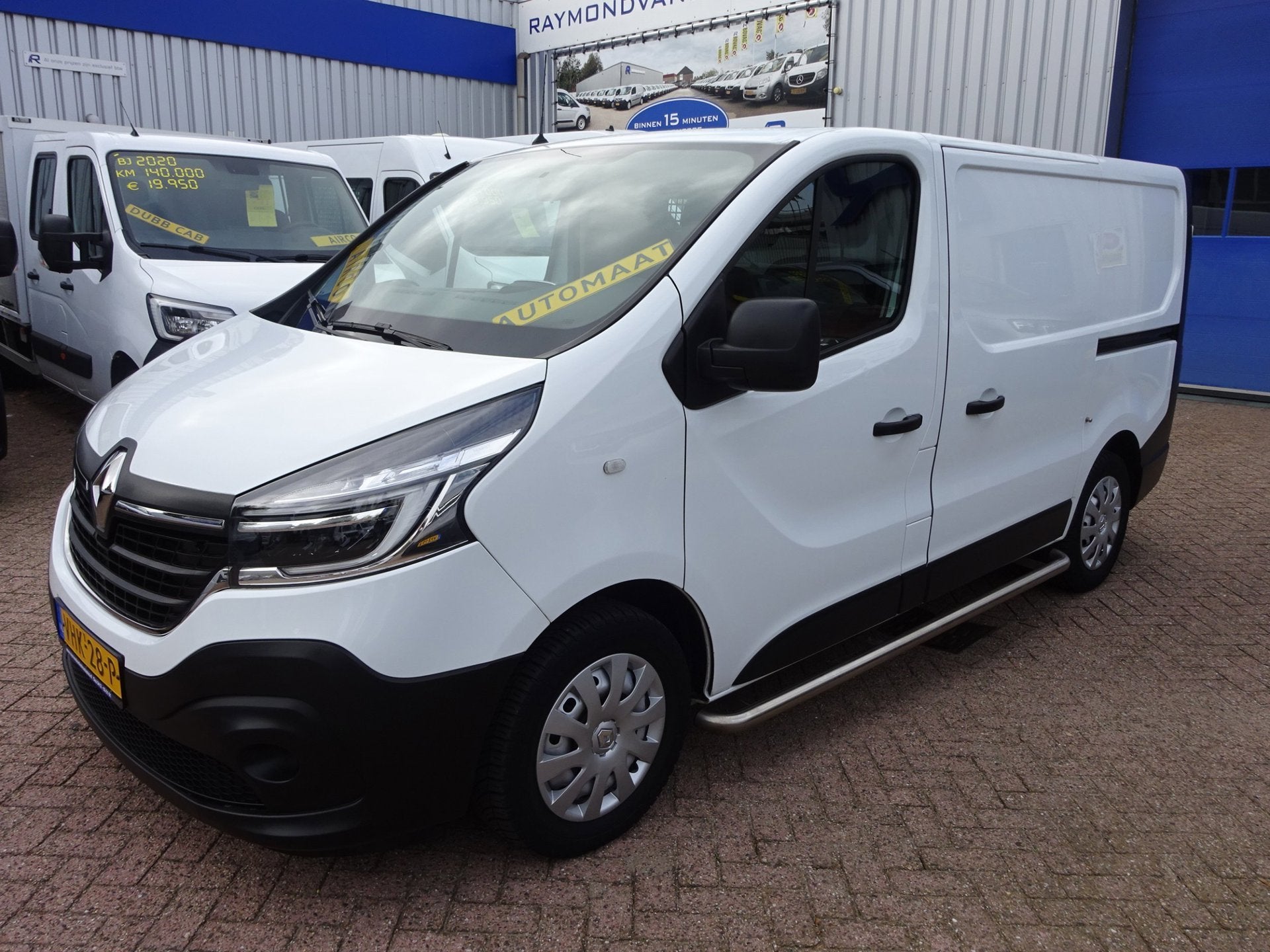 Renault Trafic 2.0 dCi 145 T29 L1H1 AUTOMAAT 2 X SCHUIFDEUR, Auto's, Dealer onderhouden, Stof, Gebruikt, Renault
