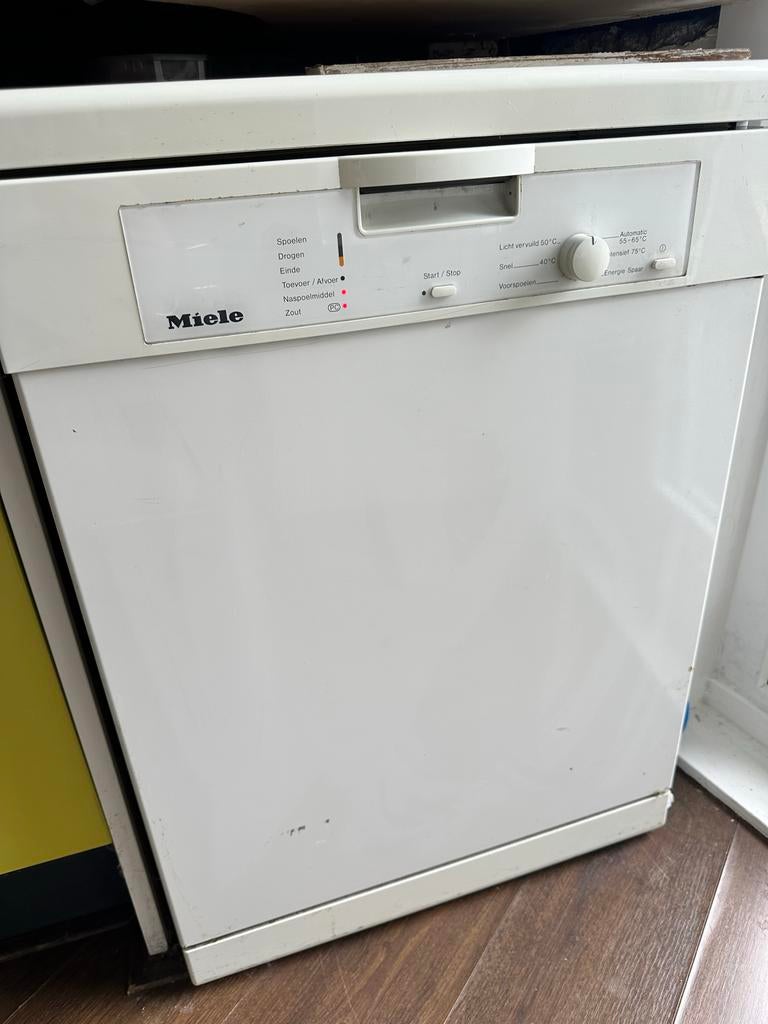 Miele vaatwasser - werkt, droogprogramma nakijken, Gebruikt, 60 cm of meer, Voorspoelprogramma, 14 tot 18 liter
