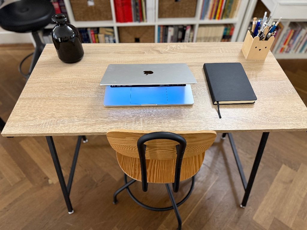 Industrieel bureau 100x50 + Retro bureaustoel - set €170
