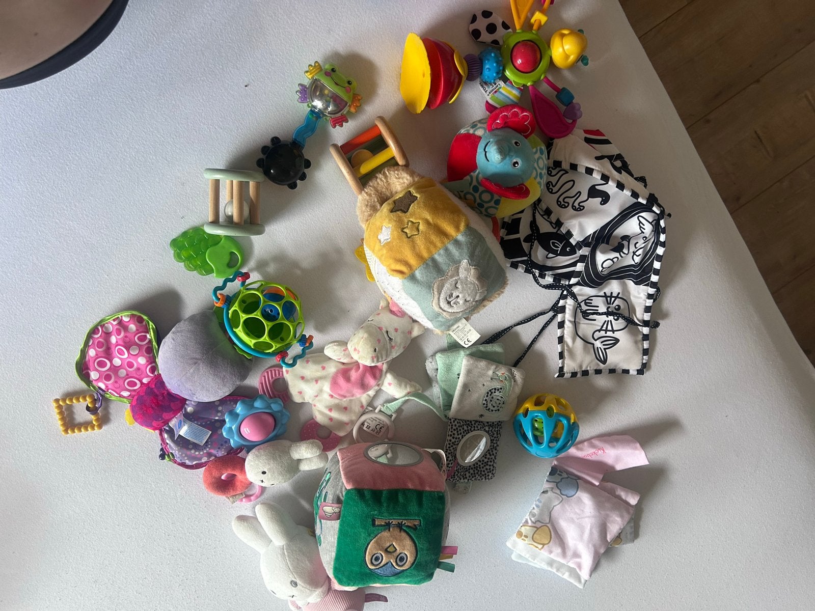 Grote collectie babyspeelgoed: rammelaars, bijtringen en mee, Ophalen, Gebruikt, Overige typen, Met geluid