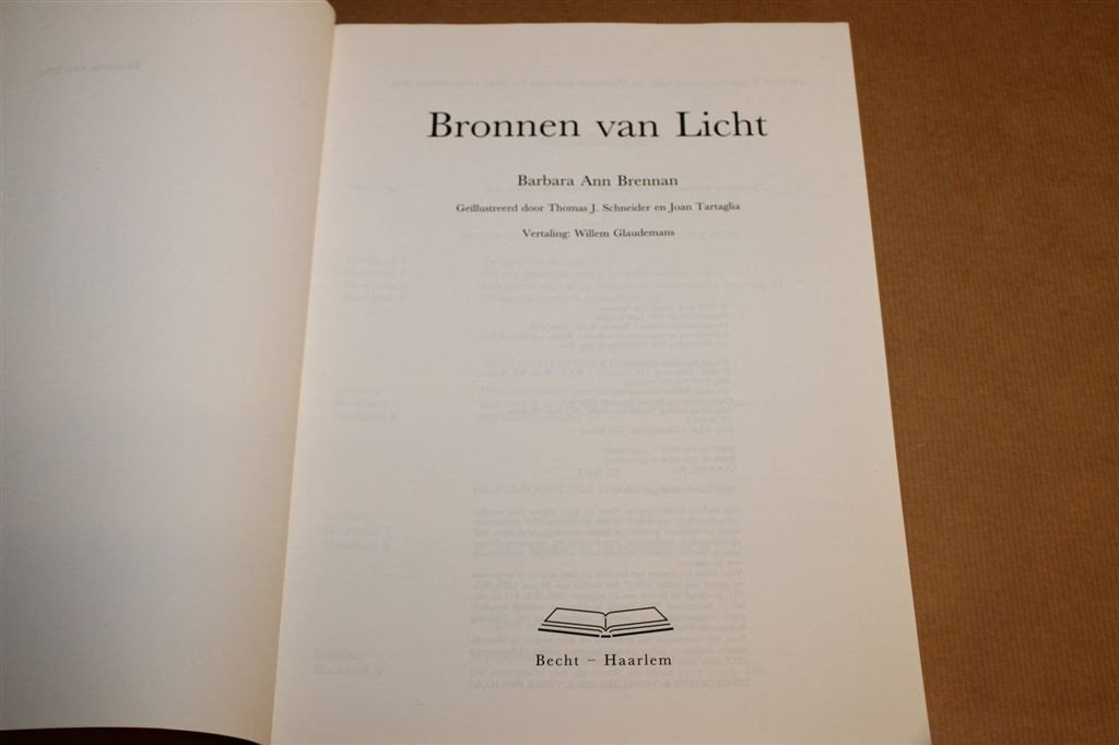Bronnen van Licht — Healing met Energie, Barbara Brennan, Ophalen of Verzenden, Gelezen, Overige onderwerpen, Achtergrond en Informatie