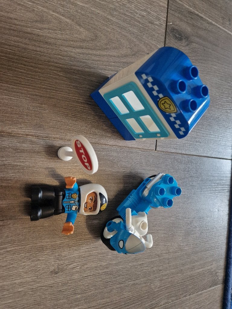 Duplo politiemotor 10900, Ophalen, Zo goed als nieuw, Duplo