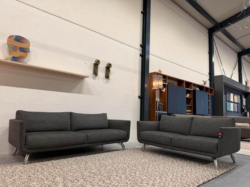 Als nieuw Design on Stock Byen 3 & 2,5 zits bank milton, Huis en Inrichting, Niet ingevuld, Niet ingevuld, Driepersoons, 75 tot 100 cm