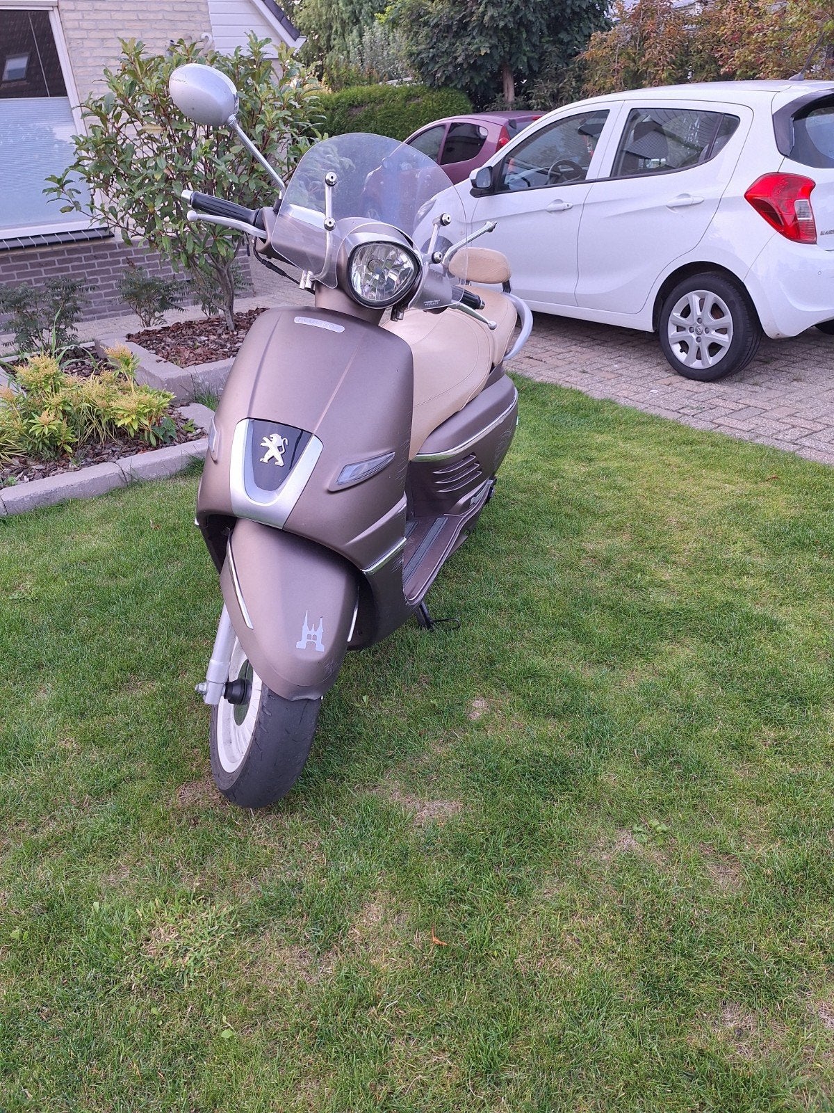 Peugeot Django Scooter - Nieuwe accu/bougie, valschade, Ophalen, Gebruikt, Benzine, Peugeot