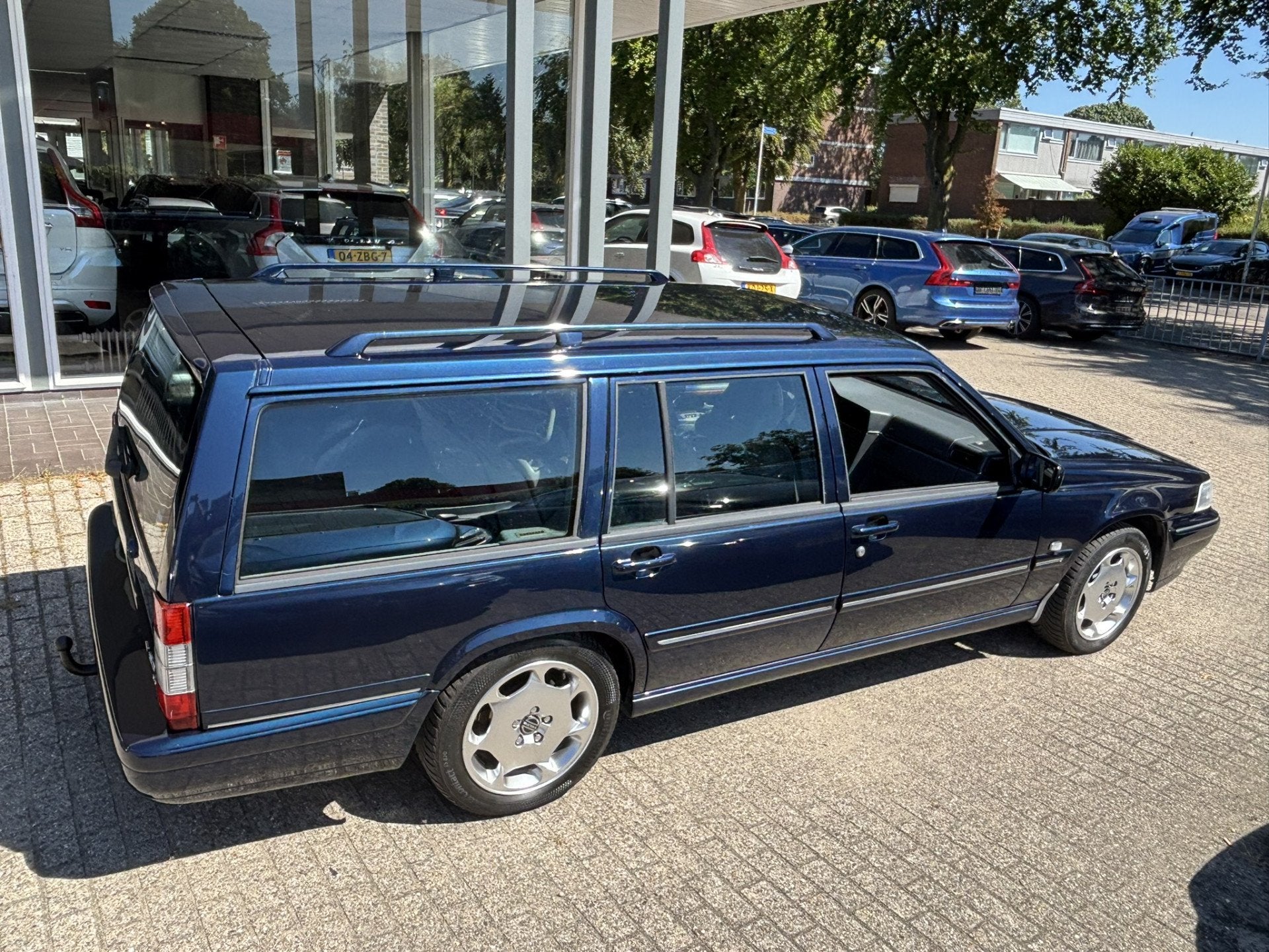 Volvo V90 3.0 204pk Aut Exclusive Leder (bj 1997, automaat), foto 2