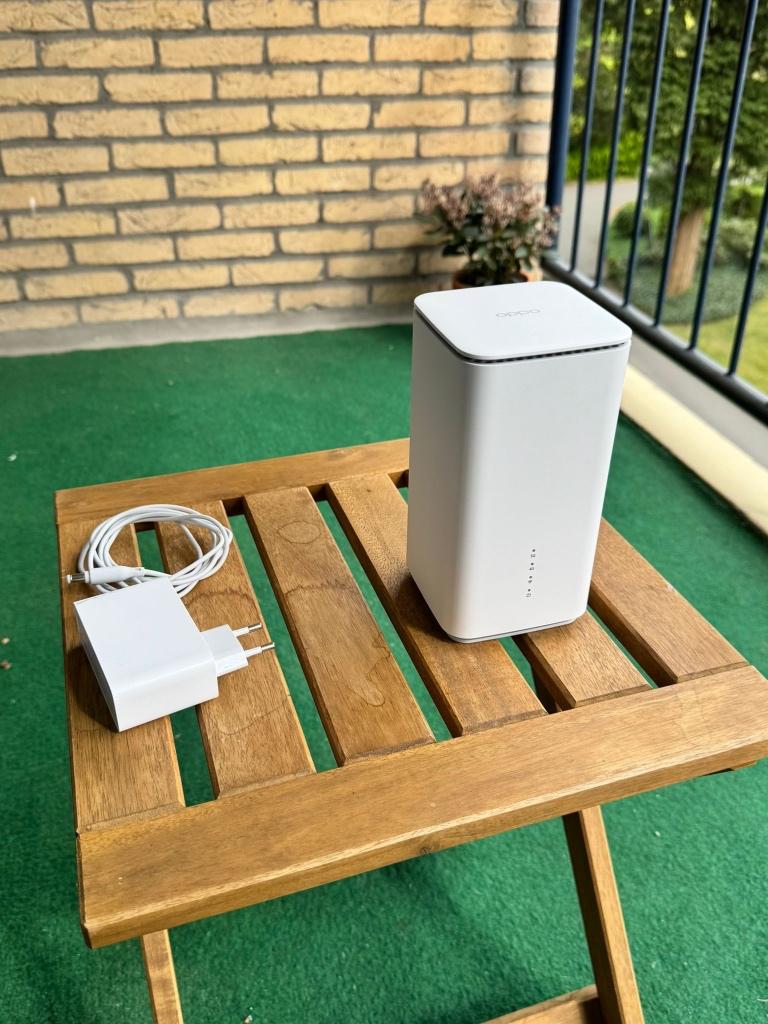 5G Modem OPPO CPE T1a, Ophalen of Verzenden, Zo goed als nieuw, Router met modem, Oppo