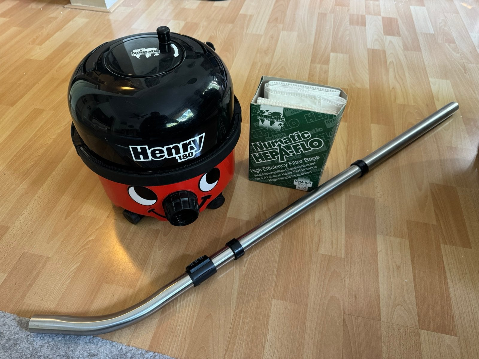 Numatic Henry HVR180-11 zonder slang en zuigmond