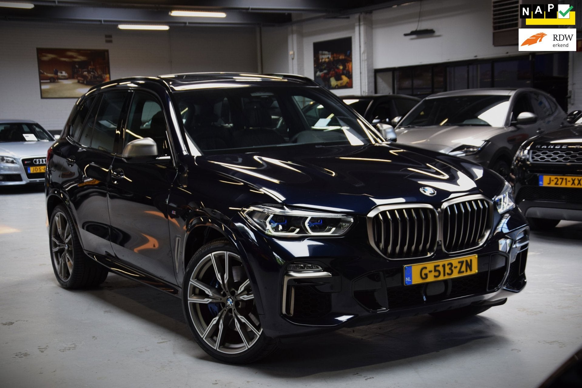BMW X5 M50i V8 High Executive Navi|Leder|Dealer onderhouden|, Auto's, BMW, Automaat, Gebruikt, 4395 cc, Zwart
