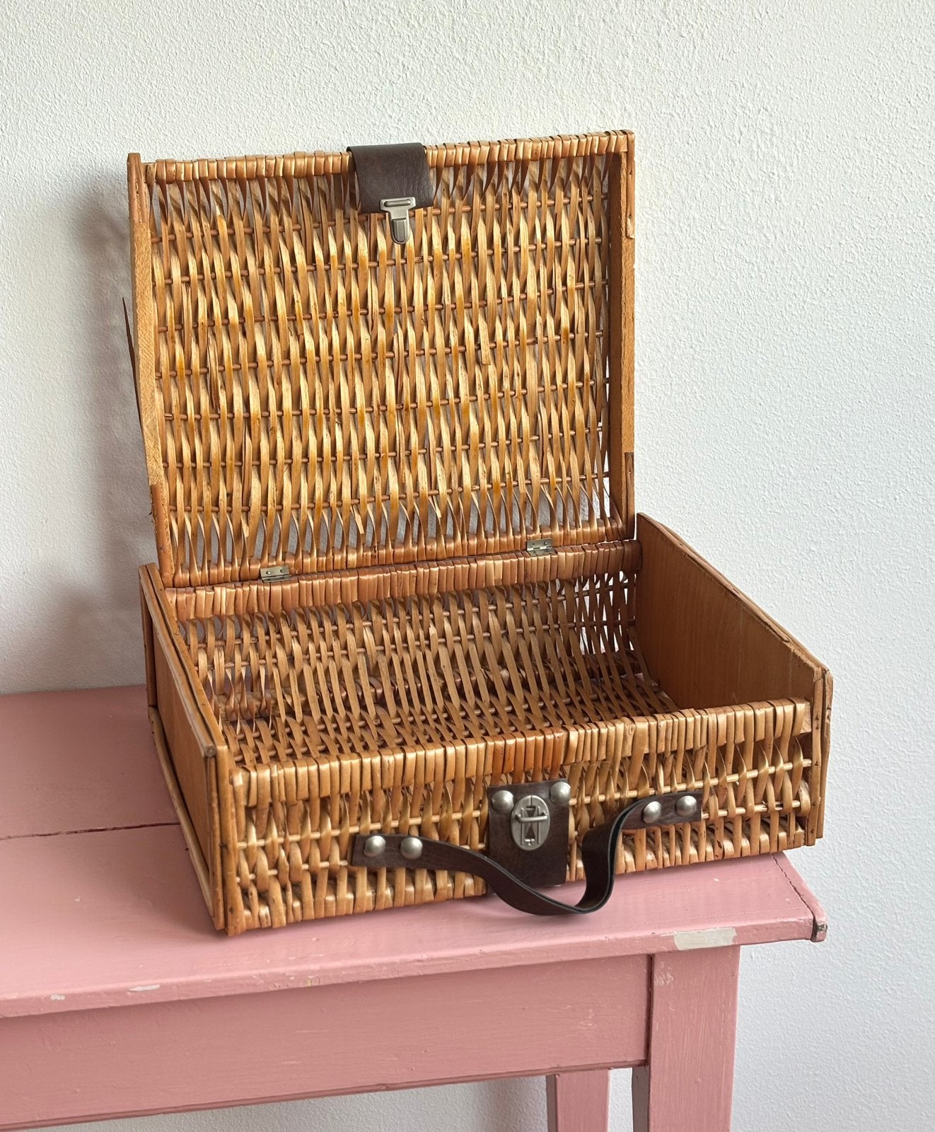 Vintage Rieten picknickkoffer, Ophalen, Zo goed als nieuw