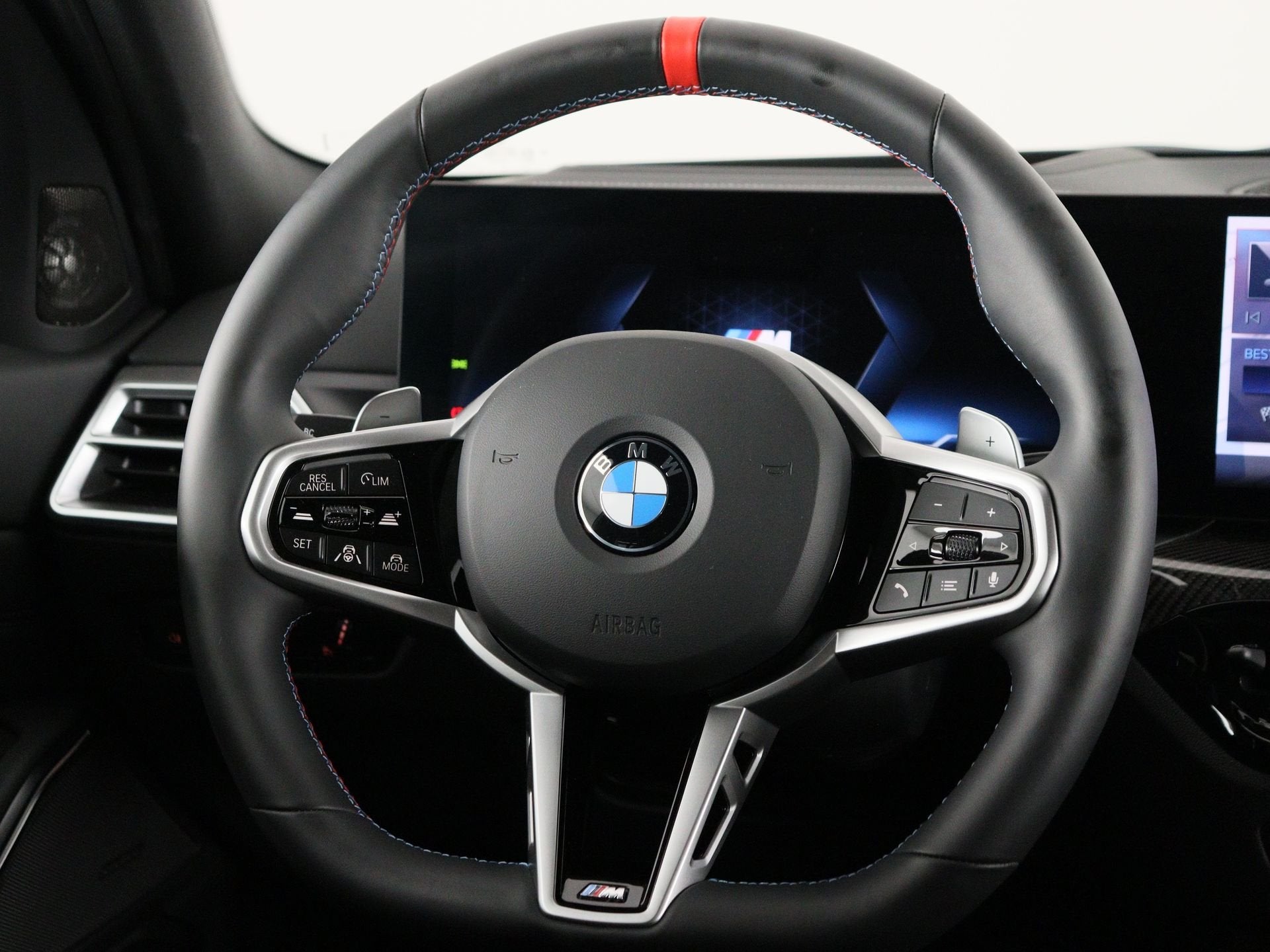 BMW 3 Serie M340i xDrive (bj 2025, automaat), Auto's, Stof, Zwart, 1700 kg, Met garantie (alle)