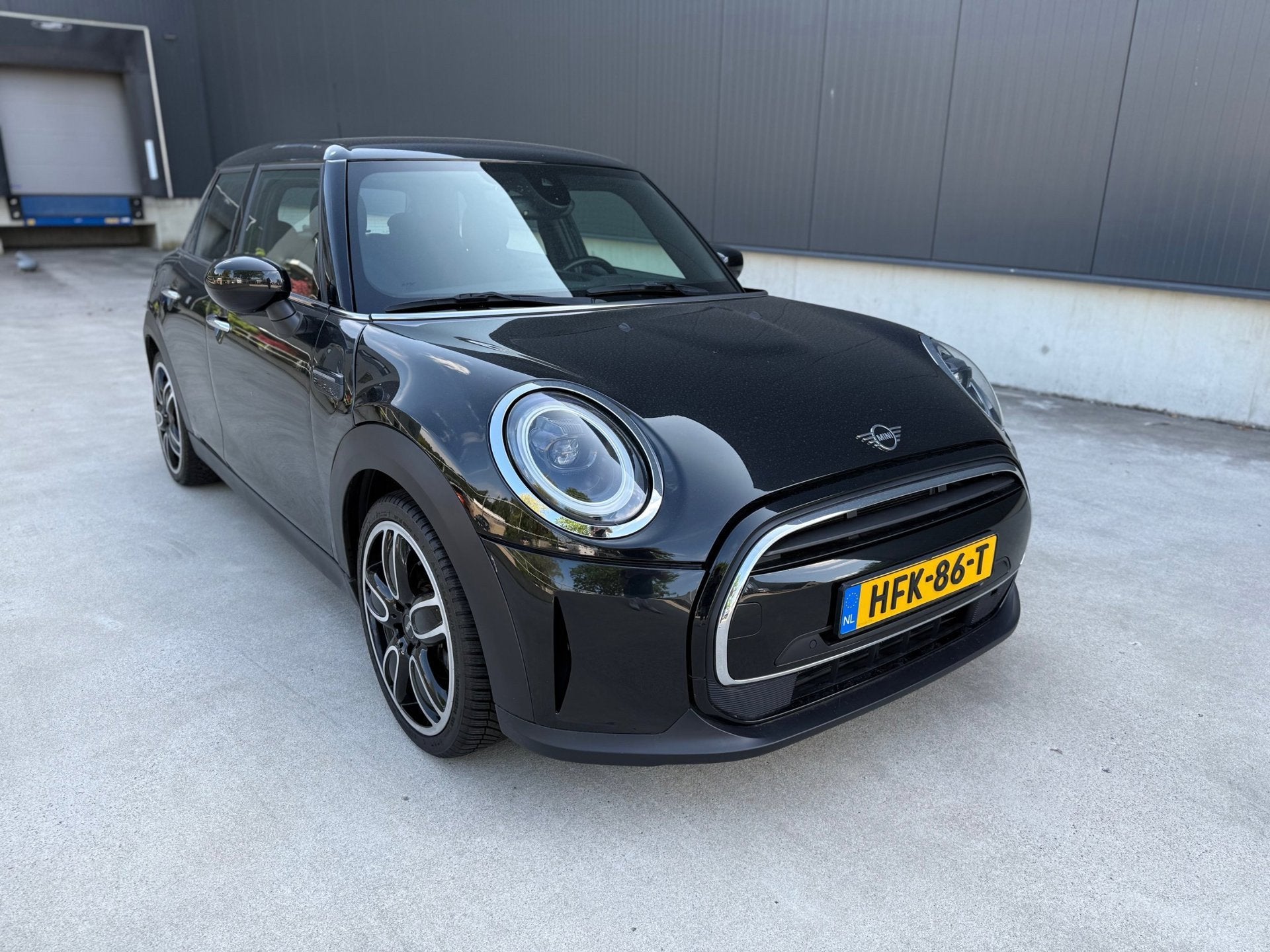 Mini Mini 1.5 Cooper Classic, Gebruikt, Euro 6, LED verlichting, Zwart