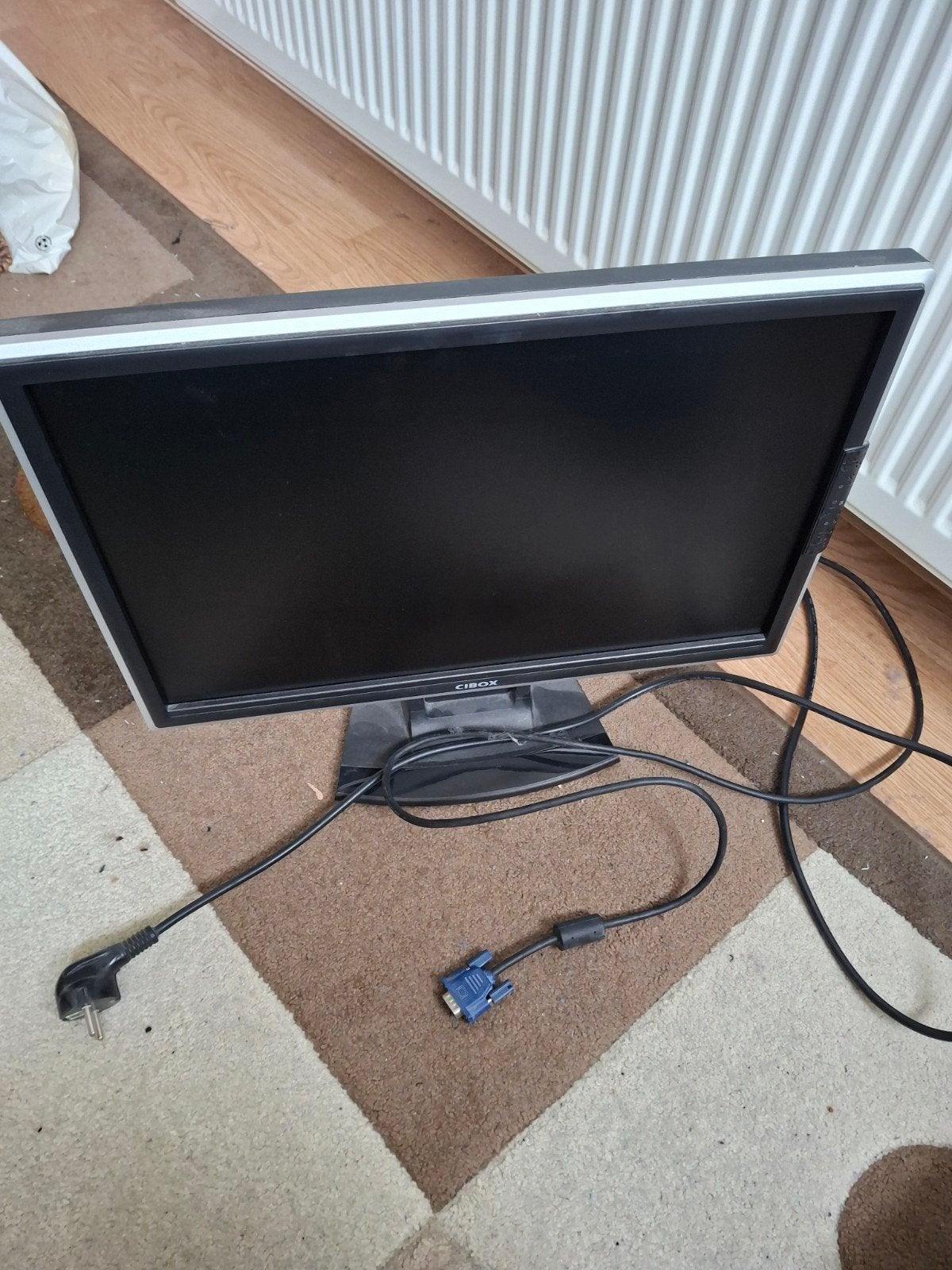 19 inch beeldscherm/ monitor, Ophalen, Overige typen, Onbekend, Overige resoluties