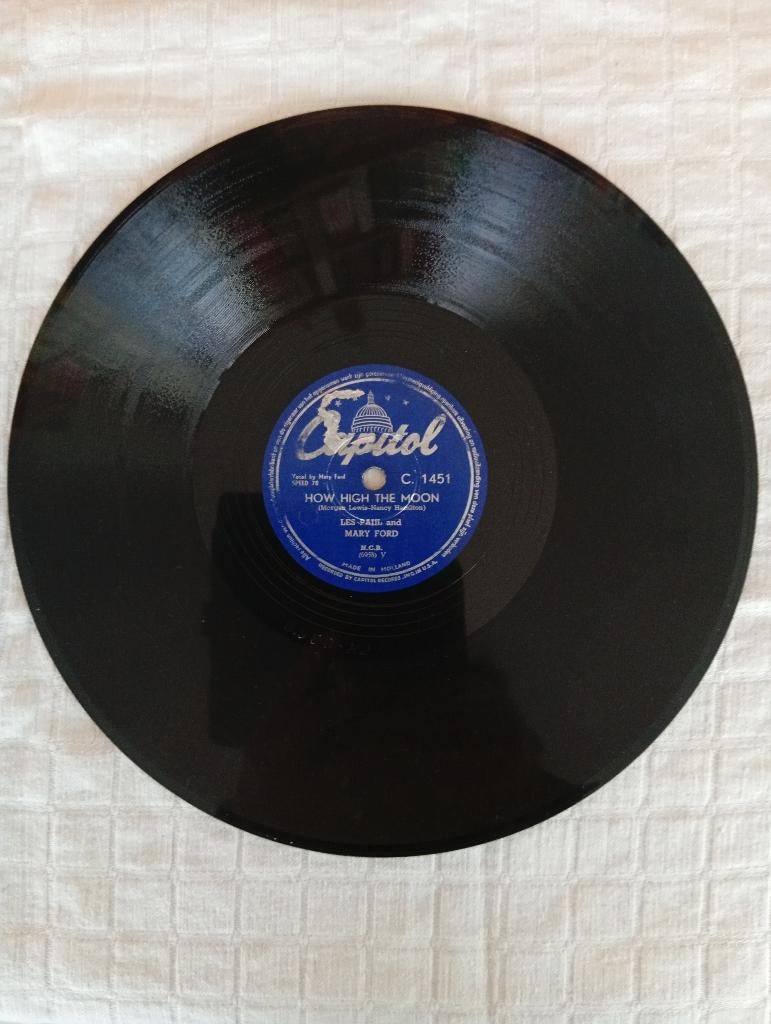Les Paul and Mary Ford How high the moon 78 toeren Capitol, 1960 tot 1980, Gebruikt, 10 inch, Ophalen of Verzenden