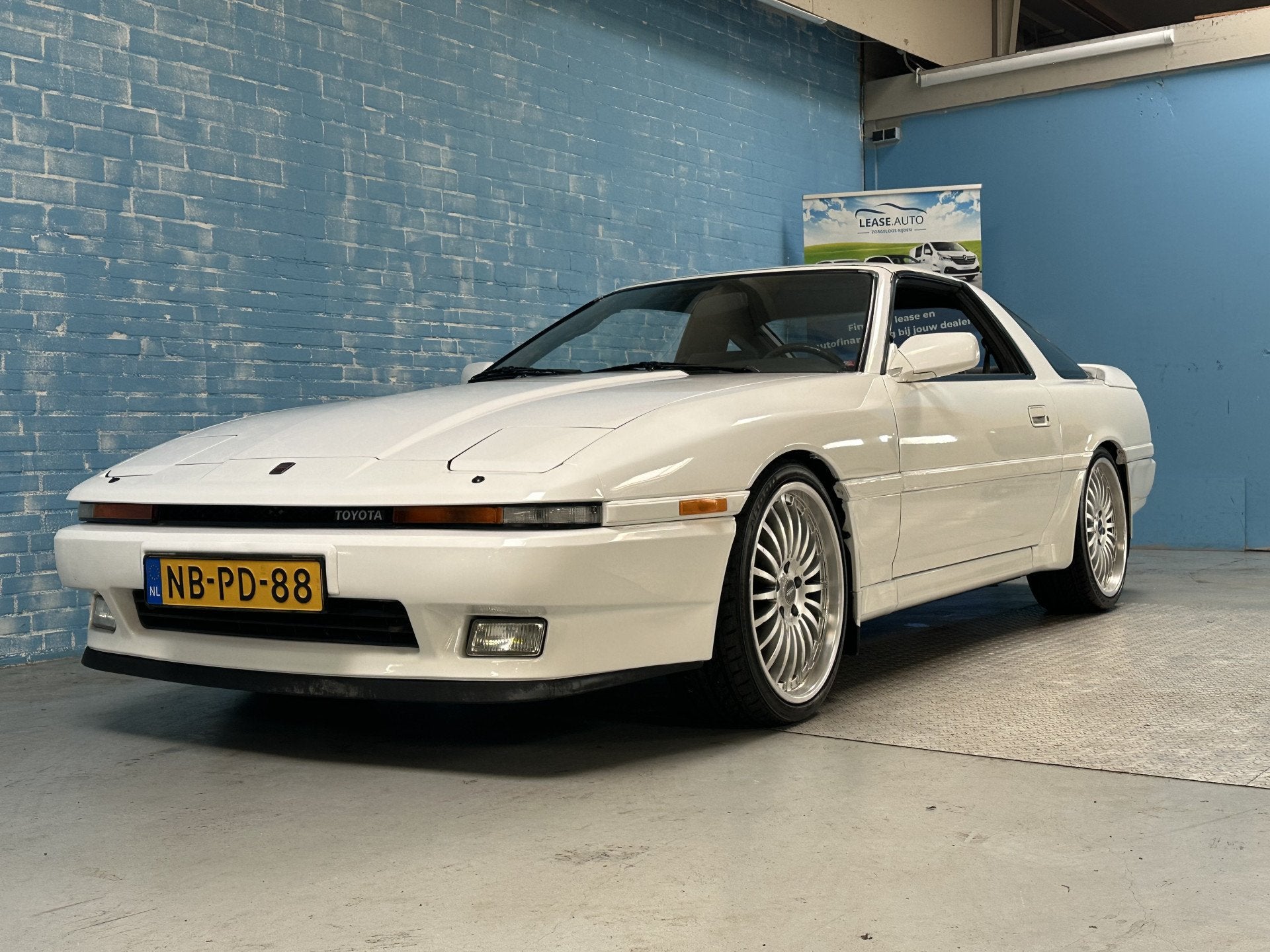 Toyota Supra 3.0i TC 24 AIRCO CRUISE NAVI LMV Auto is goede, Wit, Bluetooth, Bedrijf, Handgeschakeld