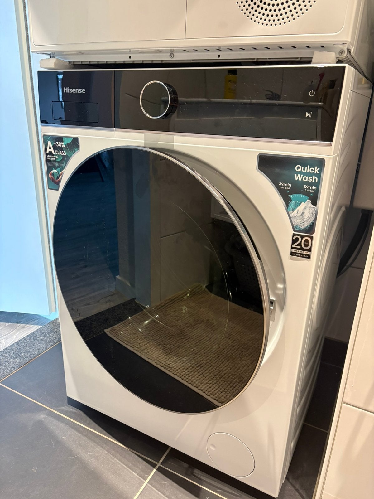 Hisense wasmachine 8 KG, Ophalen, Minder dan 85 cm, Zo goed als nieuw, 1200 tot 1600 toeren