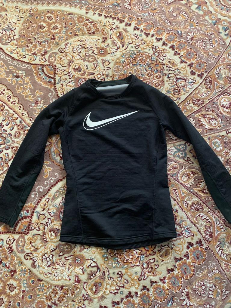 Nike Thermo zo goed als nieuw, Ophalen of Verzenden, Zo goed als nieuw, Jongen of Meisje