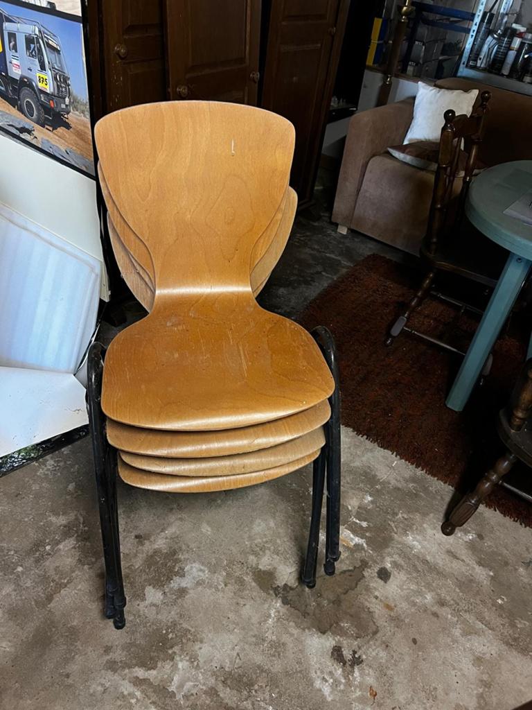 4 houten stoelen., Ophalen, Gebruikt, Bruin