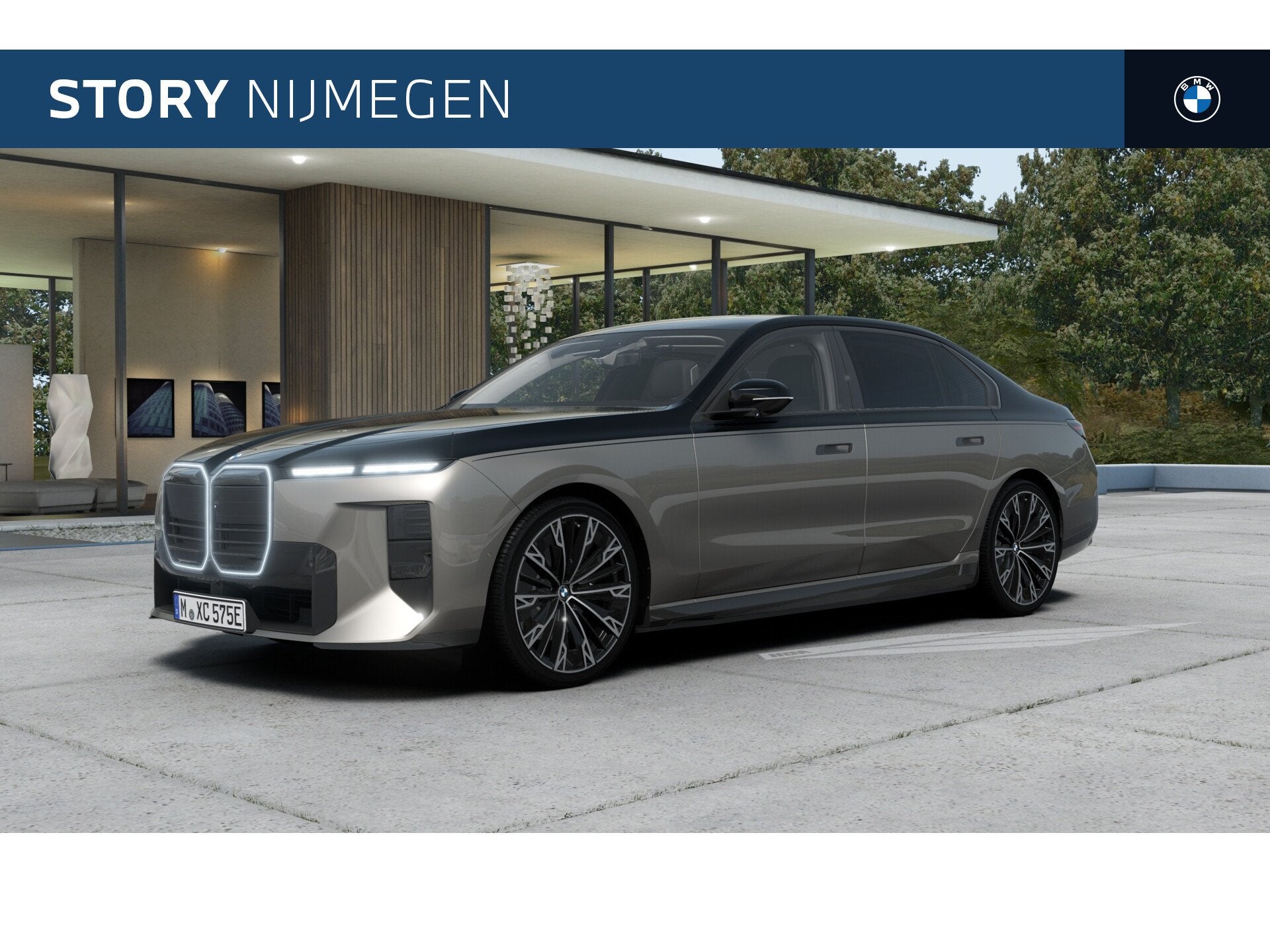 BMW i7 50 xDrive M Sport / Panoramadak Sky Lounge / Trekhaak, Automaat, Dealer onderhouden, Stoelverwarming, Zwart