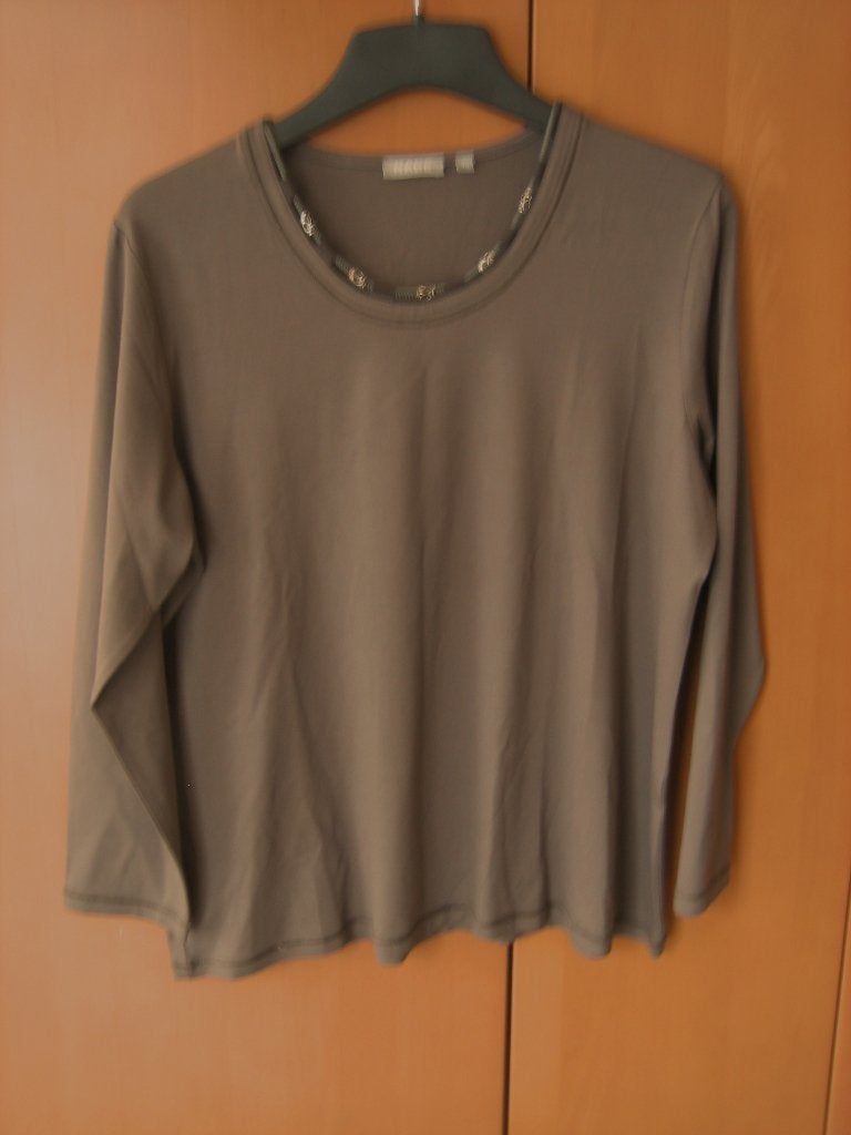 Nieuw! Prachtig taupe-kleurig shirt RABE 46- 48 snazzeys, Rabe, Bruin, Verzenden, Maat 46/48 (XL) of groter