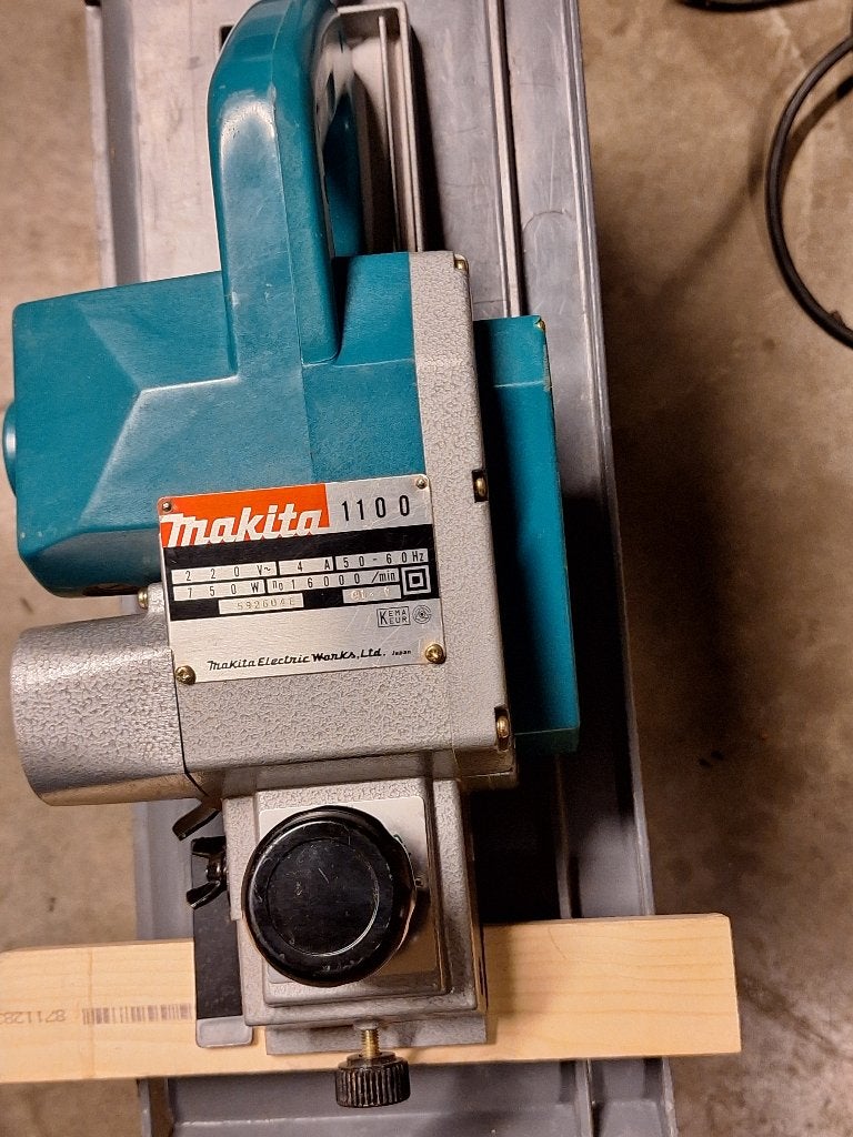 MAKITA schaafmachine 1100, Ophalen, Zo goed als nieuw, Overige typen, Makita