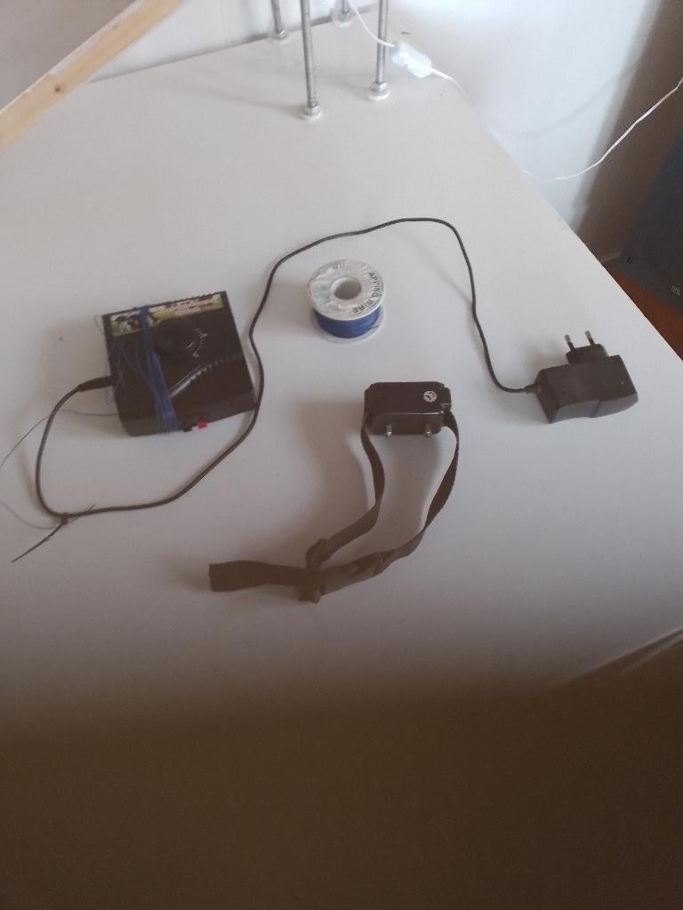 Electronic honden muur., Dieren en Toebehoren, Honden-accessoires, Zo goed als nieuw, Ophalen of Verzenden