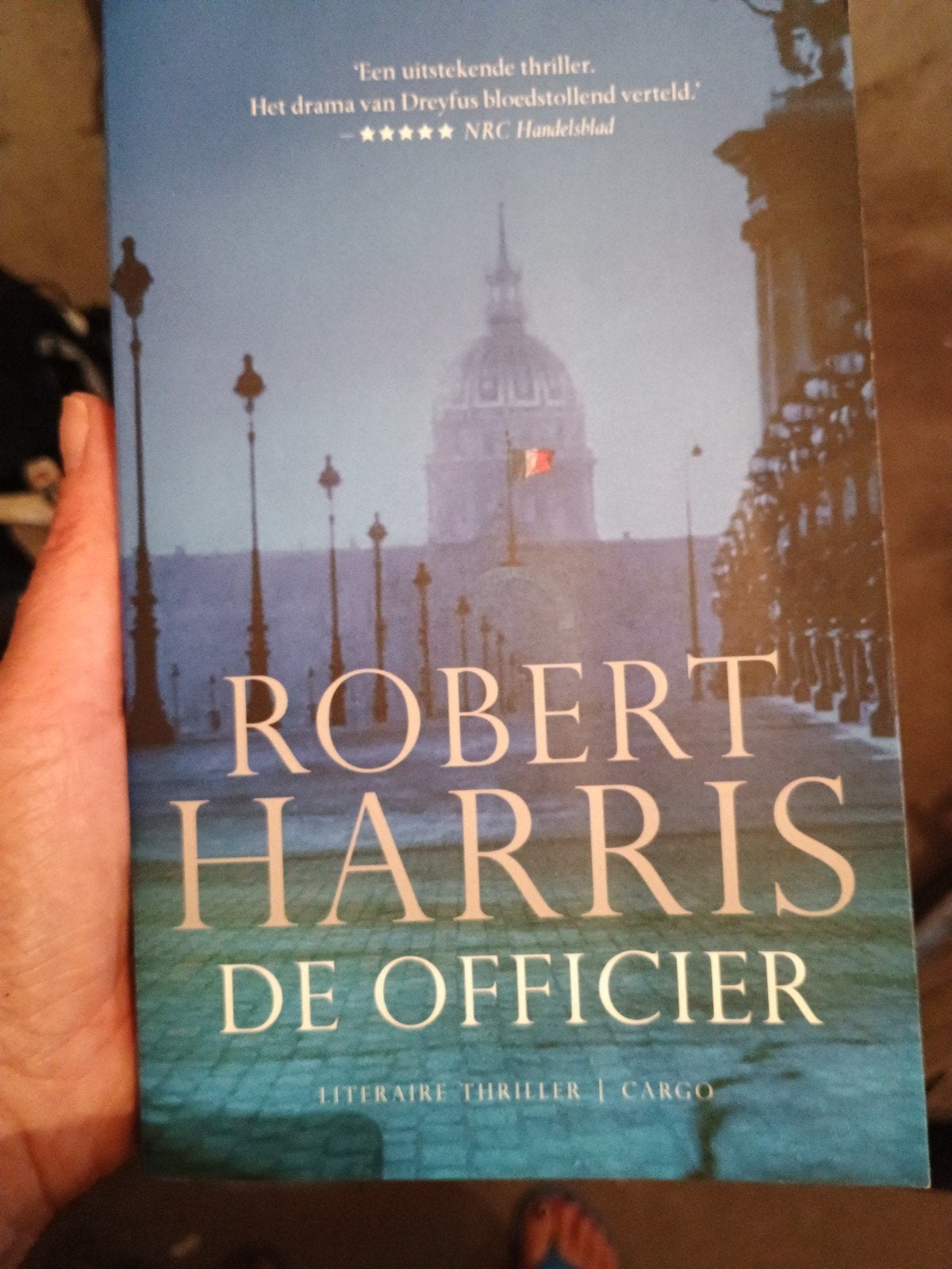 Robert Harris - De officier, Ophalen of Verzenden, Zo goed als nieuw, Robert Harris