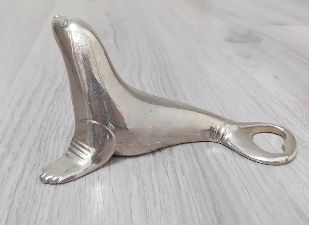 BMF - opener in de vorm van een zeehond, Verzenden